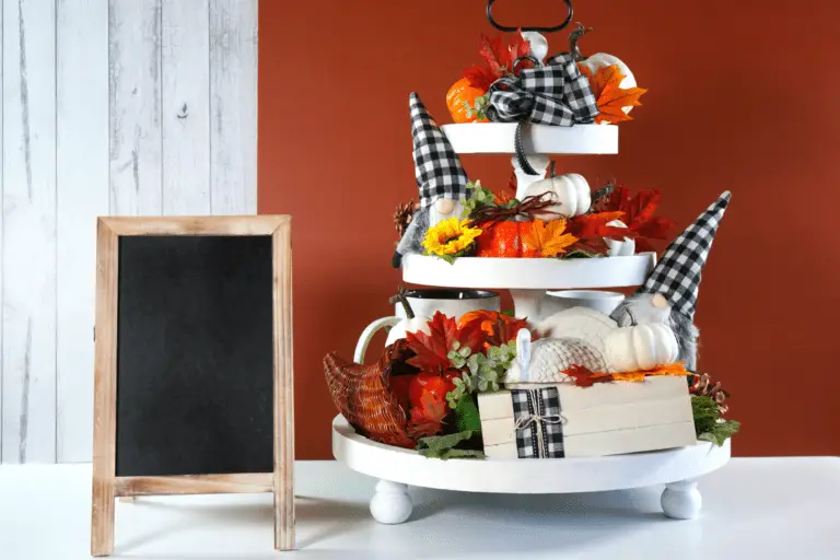 10+ Festive Farmhouse Tiered Tray Decor Ideas