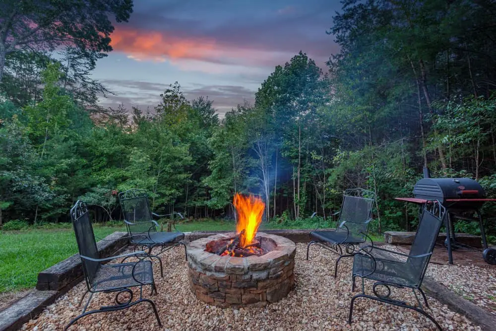 round cinder block fire pit