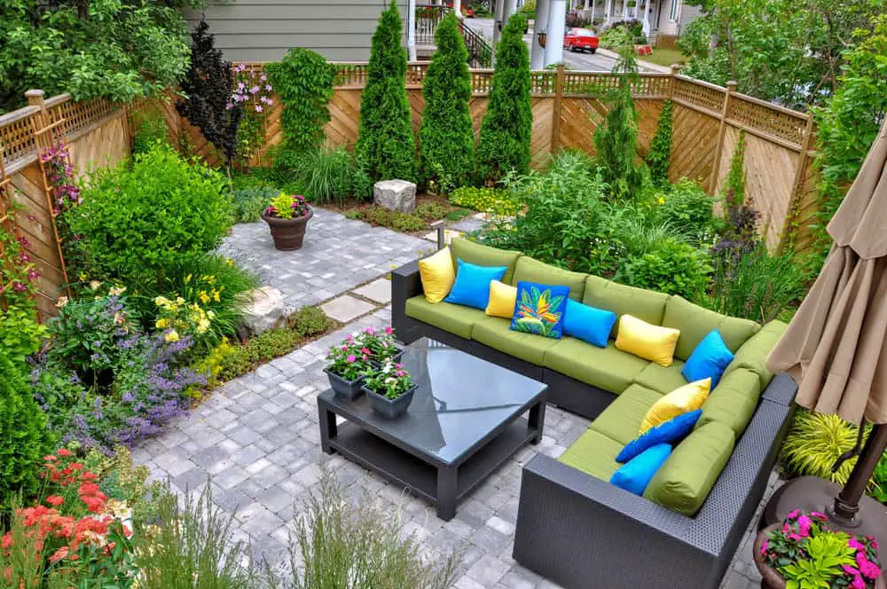 side yard landscaping ideas